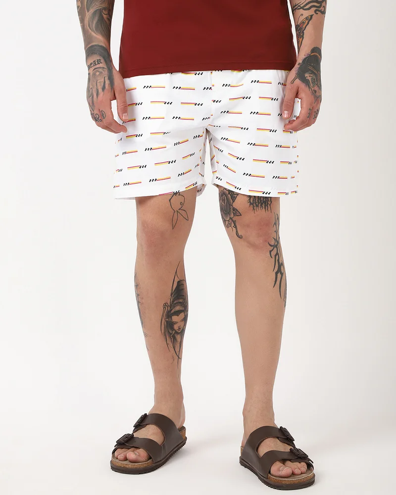 بيواكوف بوكسرات رجالي بطبعة كاملة باللون الأبيض